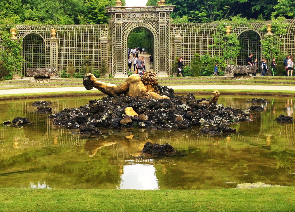 Versailles | Enceladus fountain | StyleChile 