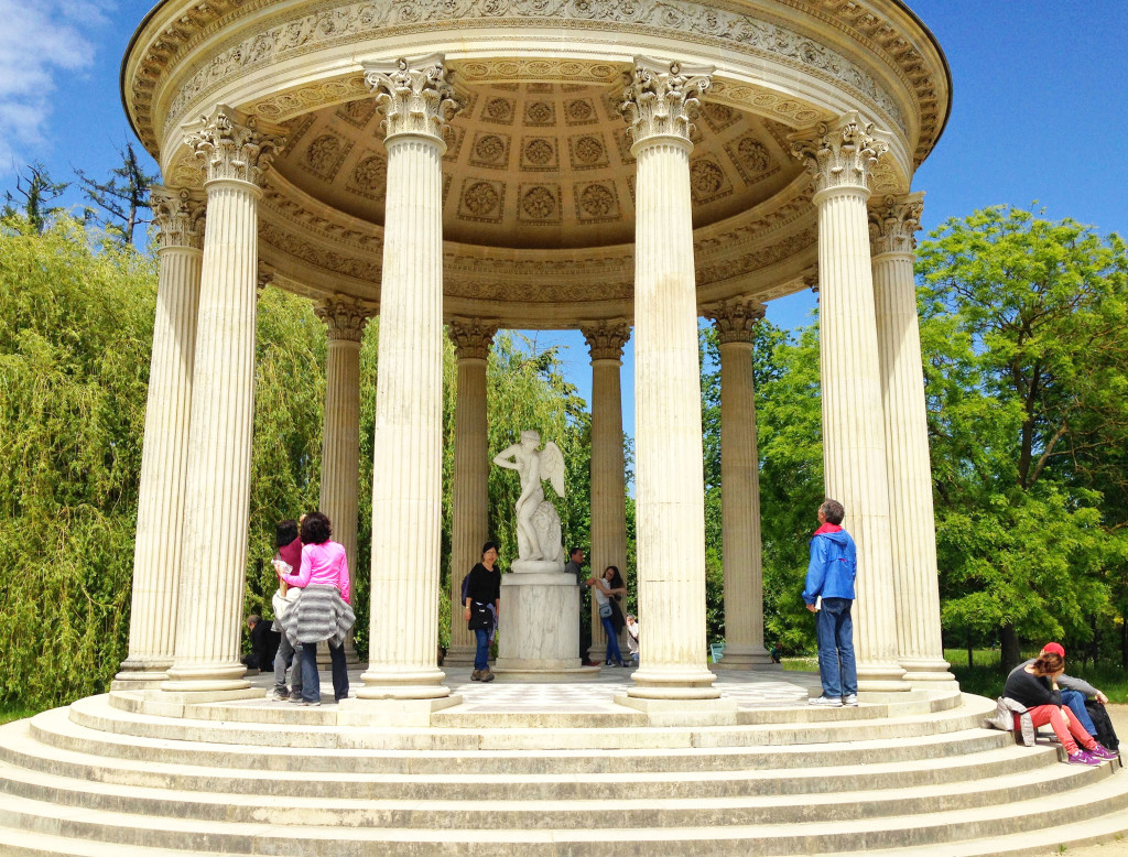 Versailles | Temple of Love | StyleChile 