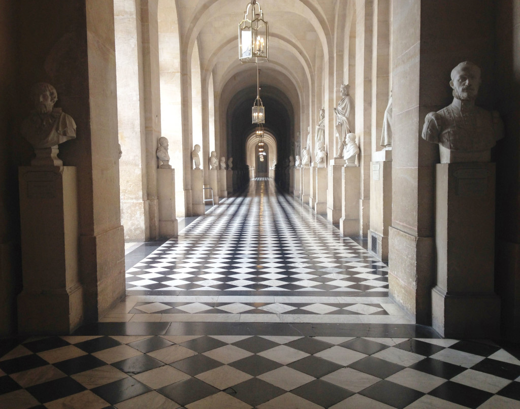 Versailles | Hall with Busts | StyleChile