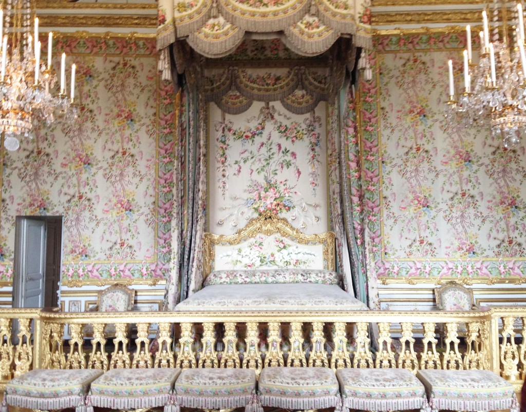 Versailles | Queen's Bedchamber | StyleChile
